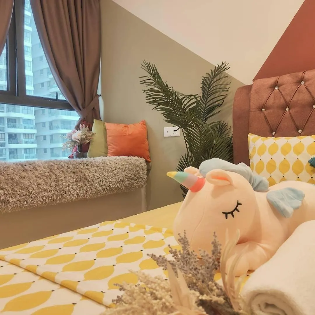 轻奢风休闲三卧三卫6-12人适合家庭入住danga Bay Johor Bahru