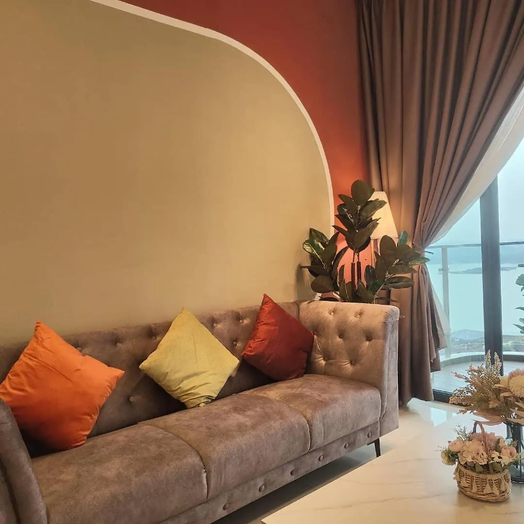 轻奢风休闲三卧三卫6-12人适合家庭入住danga Bay Johor Bahru